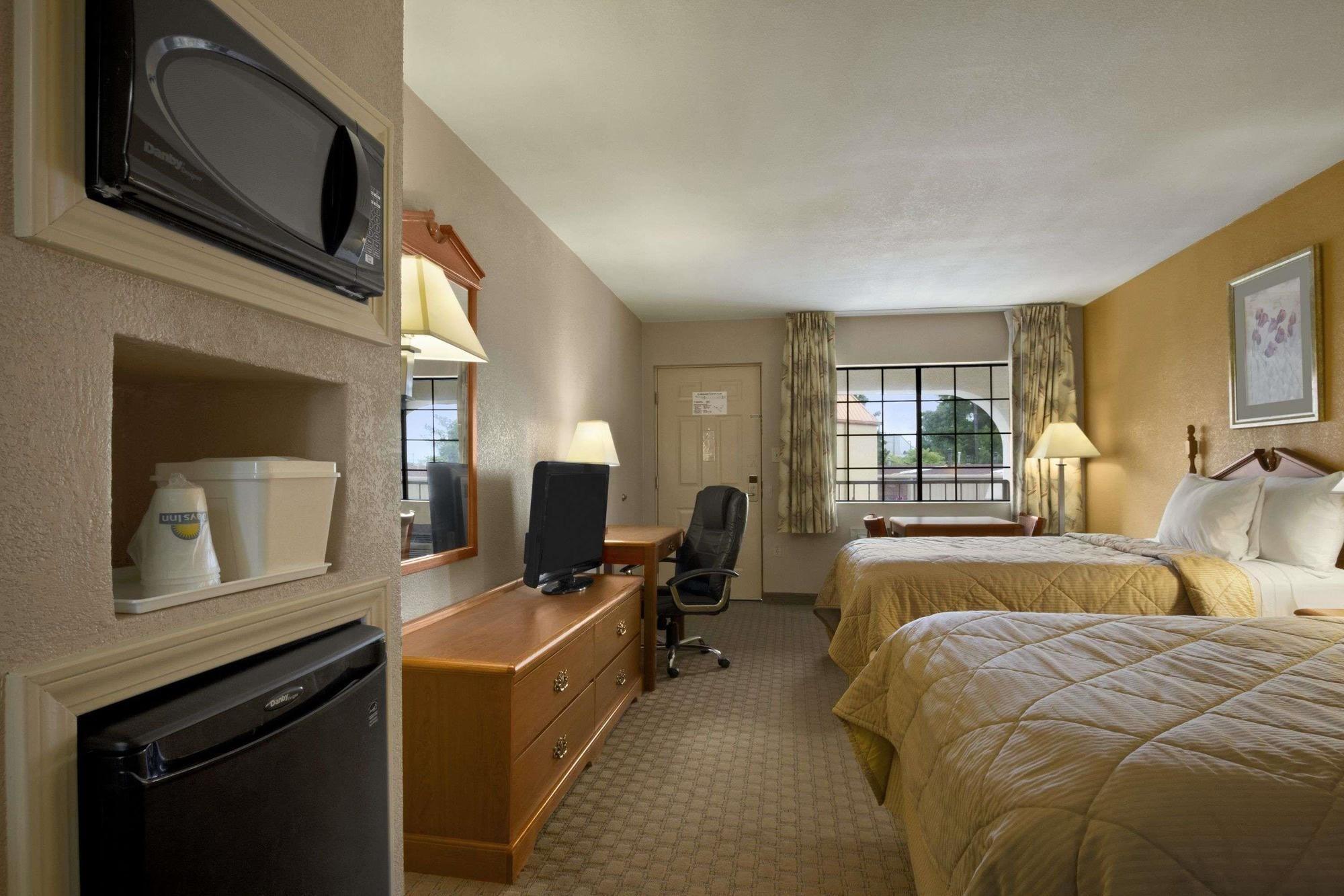 Days Inn By Wyndham Southaven Ms Eksteriør bilde